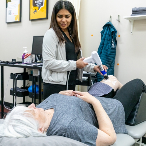 hip-and-knee-pain-relief-The-Physio-Care-Okotoks-AB